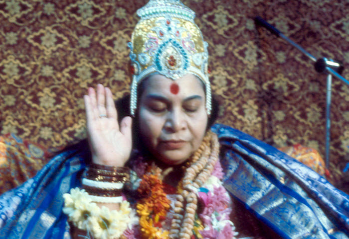 3rd Night of Navaratri – Sindoor Tritiya, Tuesday 1st October
